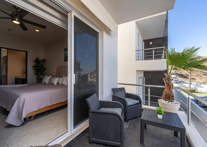 Cozy Cabo 2br, Shared Pool, Gated Community, 20 Walk To * Cabo San Lucas