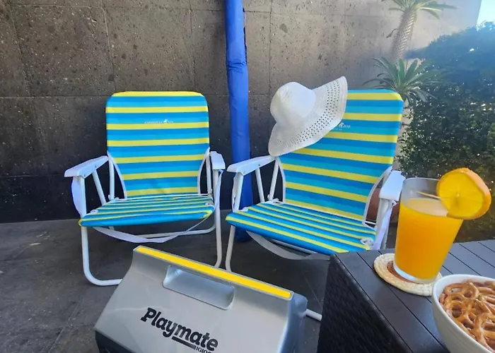 Cozy Cabo 2br, Shared Pool, Gated Community, 20 Walk To Сasa de vacaciones