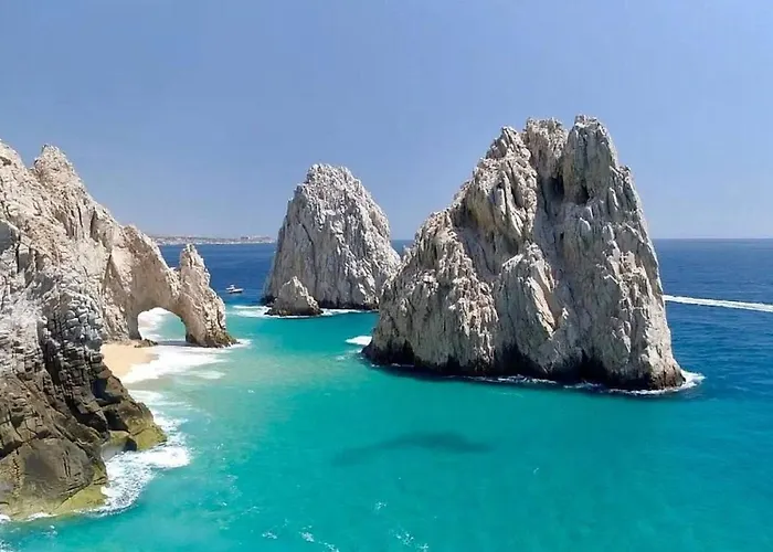 Cozy Cabo 2br, Shared Pool, Gated Community, 20 Walk To Сasa de vacaciones Cabo San Lucas